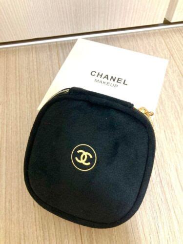 chanel novelty velor pouch with mirror black gold|Chanel Novelty Velor Pouch With Mirror Black Gold Very Rare.